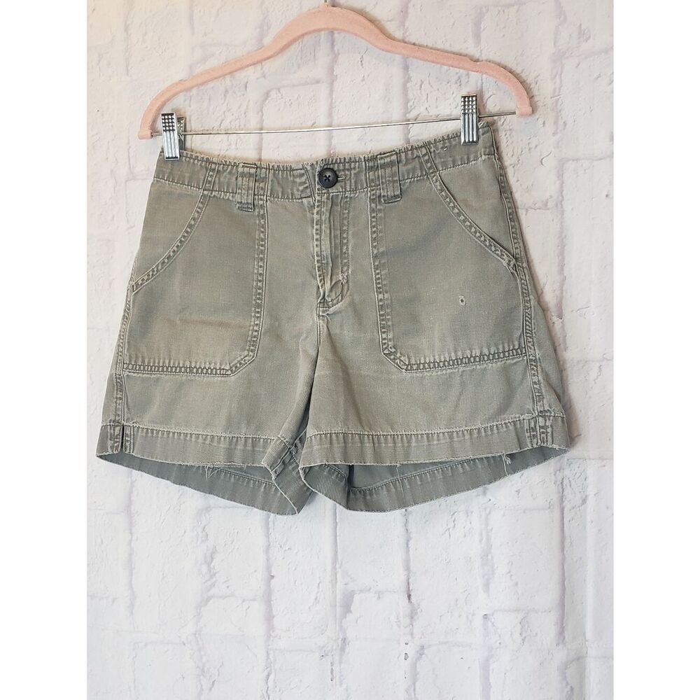 ESSENTIALS STYLE Classic Shorts Muted Army Green 6